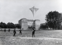https://www.imd.tu-braunschweig.de/files/gimgs/th-109_109_01gardeluftschiffertempelhofer-feld1907.jpg