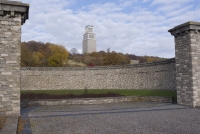 https://www.imd.tu-braunschweig.de/files/gimgs/th-83_83_mahnmalbuchenwald15.jpg